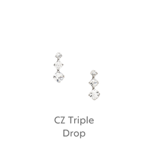 Carica l&#39;immagine nel visualizzatore di Gallery, Boxed Geranium Earring Card Earrings Crumble and Core   
