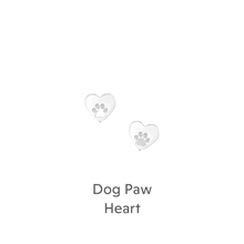 Carica l&#39;immagine nel visualizzatore di Gallery, Sending Love Heart Earring Card Earrings Crumble and Core   
