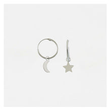 Carica l&#39;immagine nel visualizzatore di Gallery, Moon and Star Huggie Hoop Silver Earrings  Crumble and Core   
