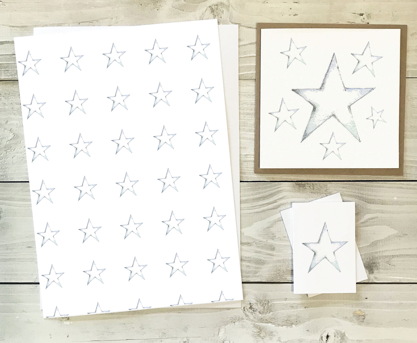 Star Gift Wrapping Gift Wrap & Tag Pack Wrapping Paper Crumble and Core   