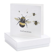 Carica l&#39;immagine nel visualizzatore di Gallery, Boxed Welsh Bee Cofleidian Hugs Earring Card Earrings Crumble and Core White  
