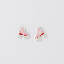 Carica l&#39;immagine nel visualizzatore di Gallery, Boxed Earring Card Roller Skates Earrings Crumble and Core   
