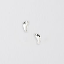 Carica l&#39;immagine nel visualizzatore di Gallery, Boxed Baby Boys Room Earring Card Earrings Crumble and Core   
